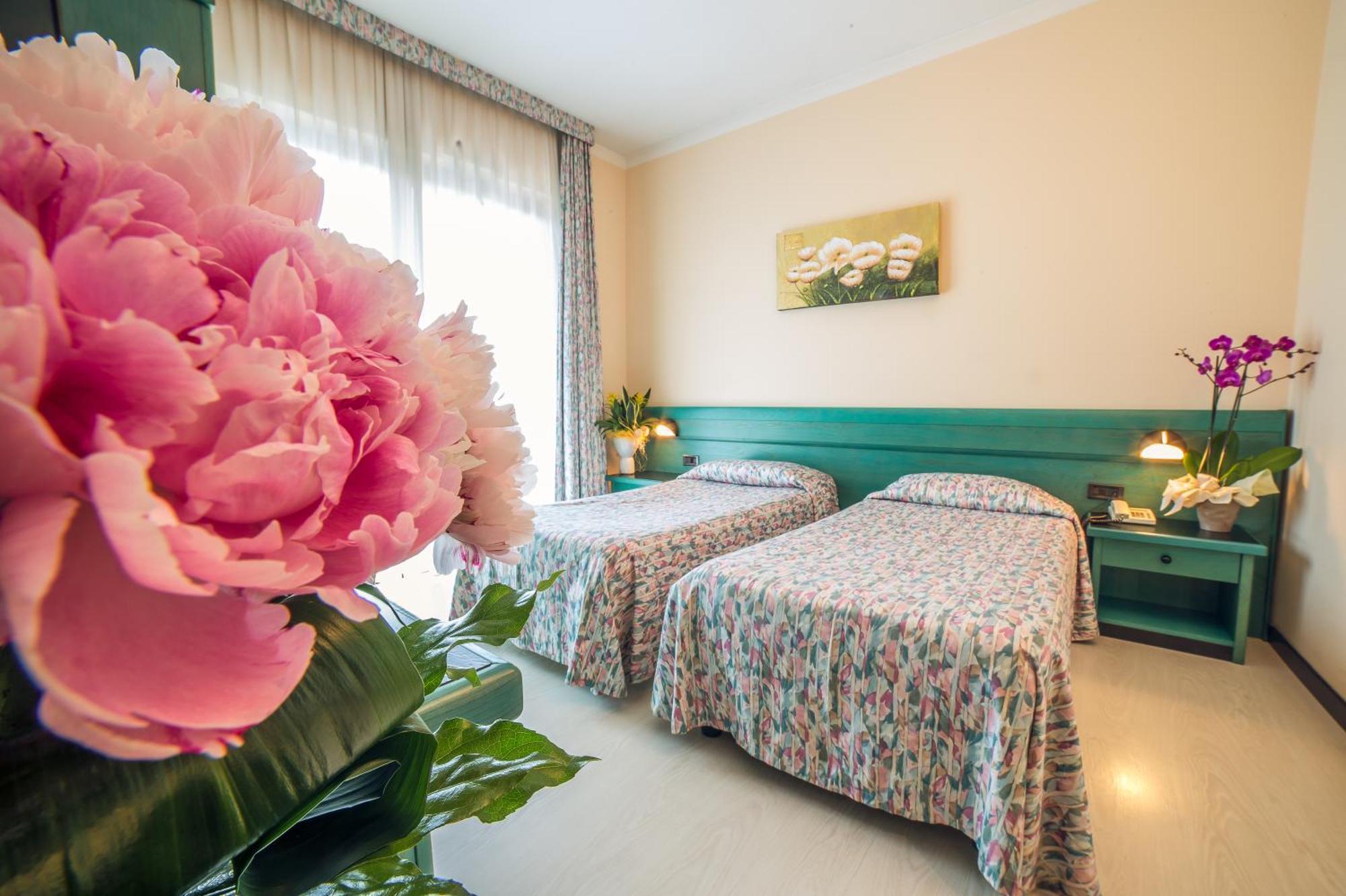 Double or Twin Room Balcony,1273206496:JPEG