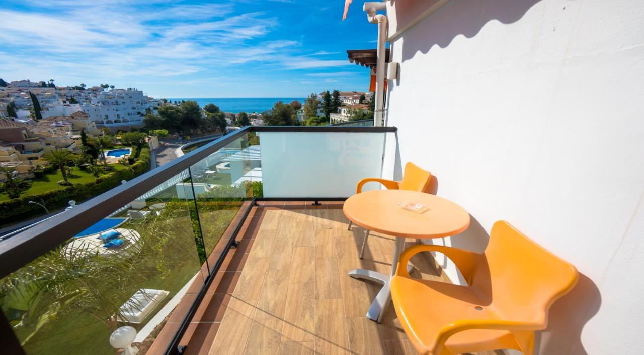 Double or Twin Room Terrace Sea View,964852240:JPEG