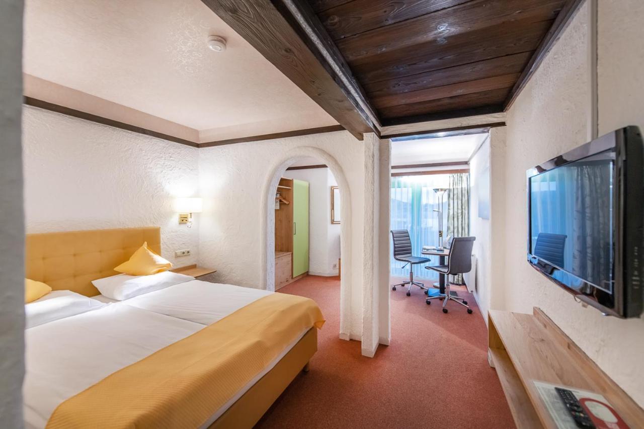 Standard Double Room,1526350609:JPEG