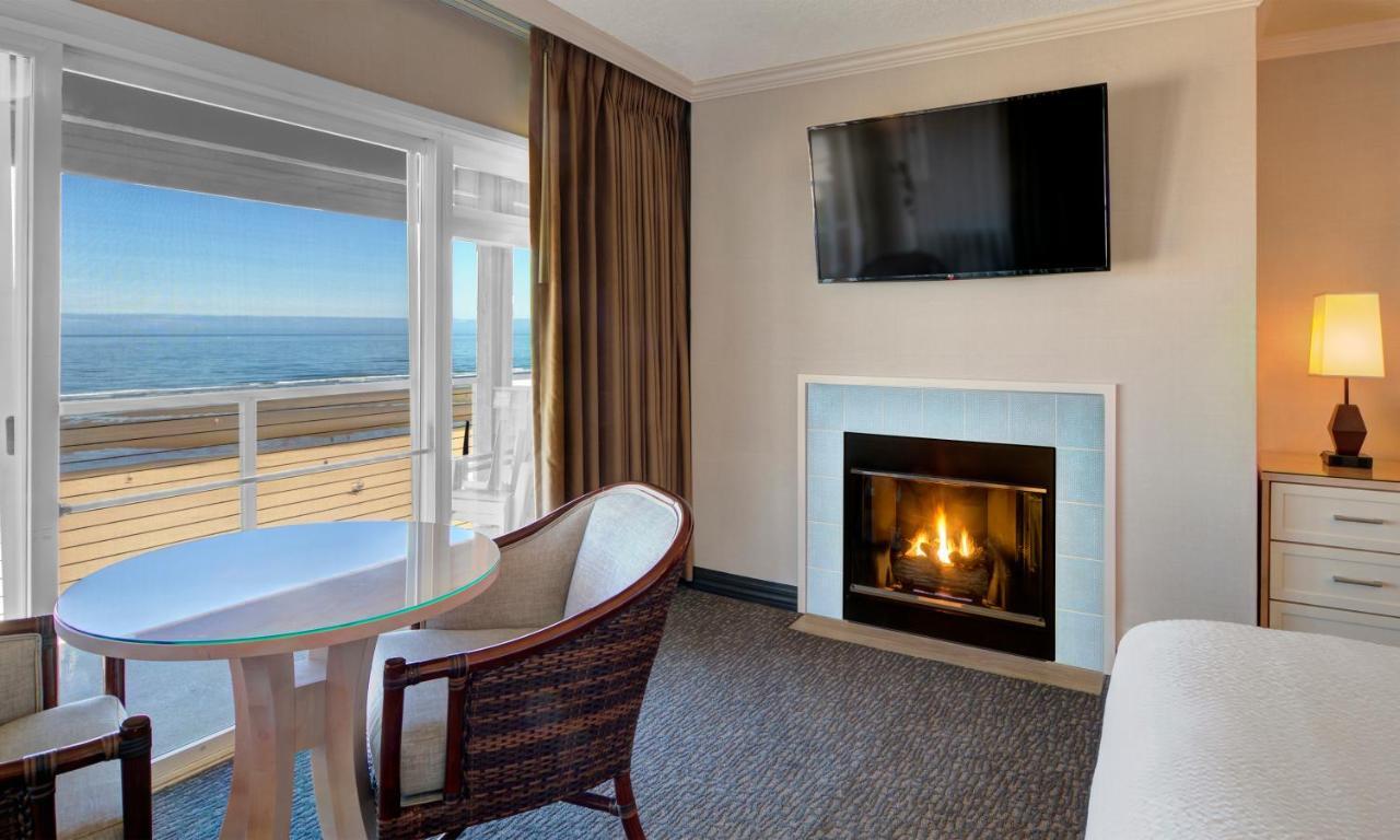 Pet Friendly Oceanfront Queen