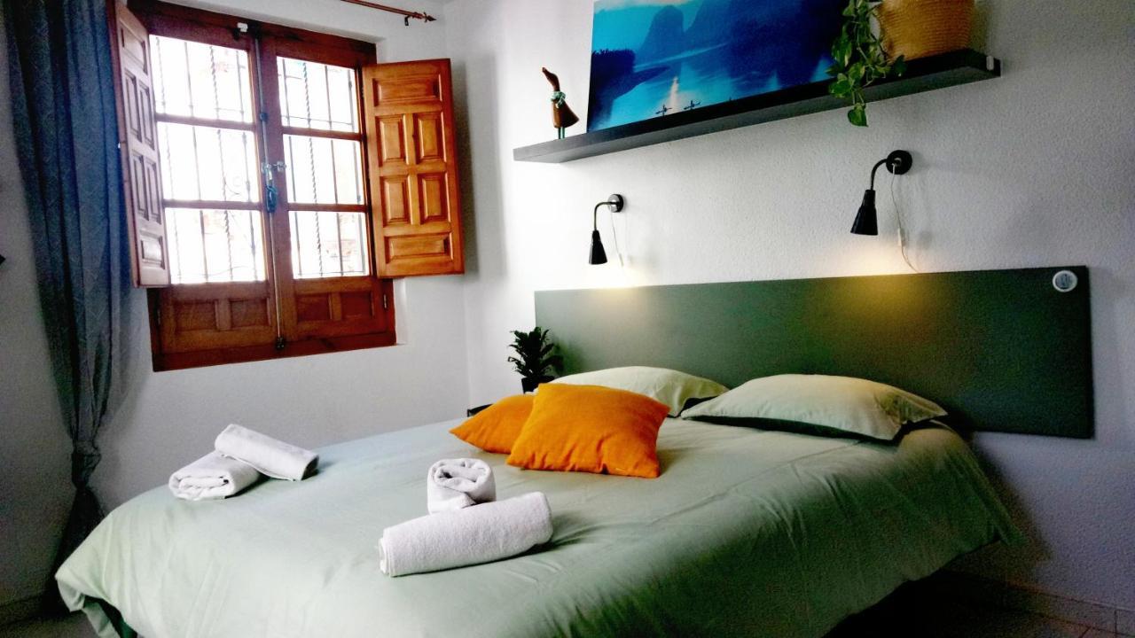 Economy Triple Room
