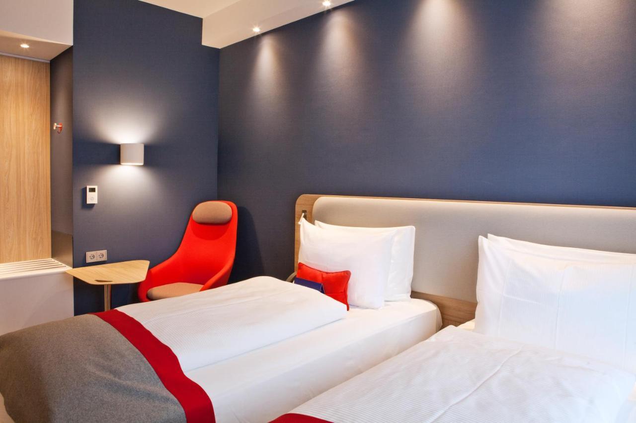 Standard Twin Room,962453824:JPEG
