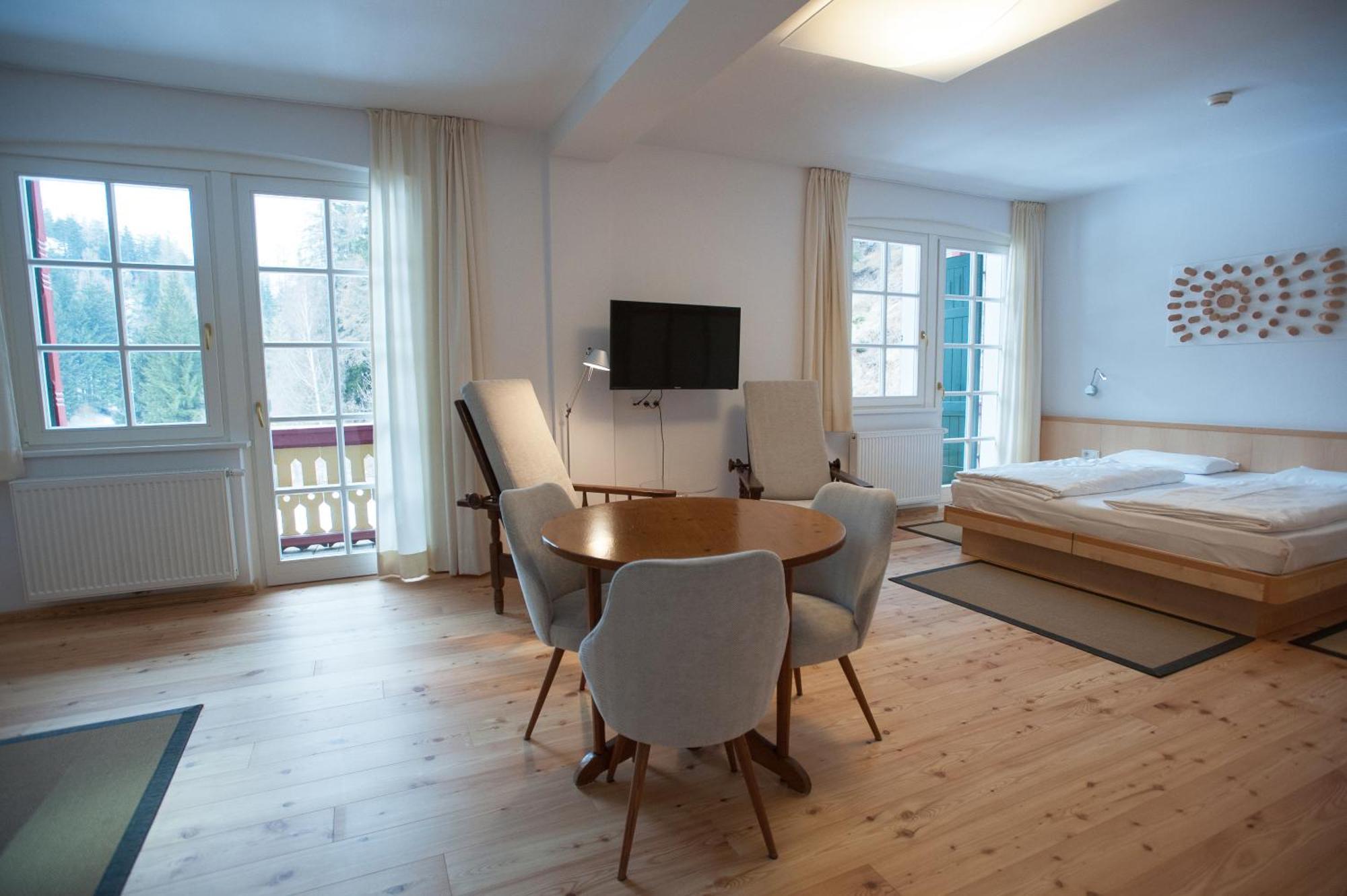 Executive Plus Double or Twin Room