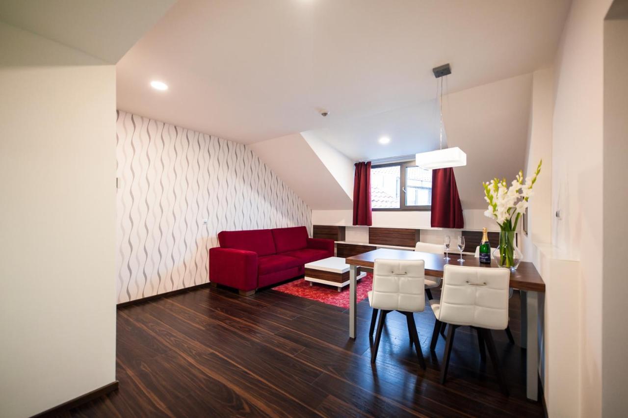 One-Bedroom Suite,1541420038:JPEG