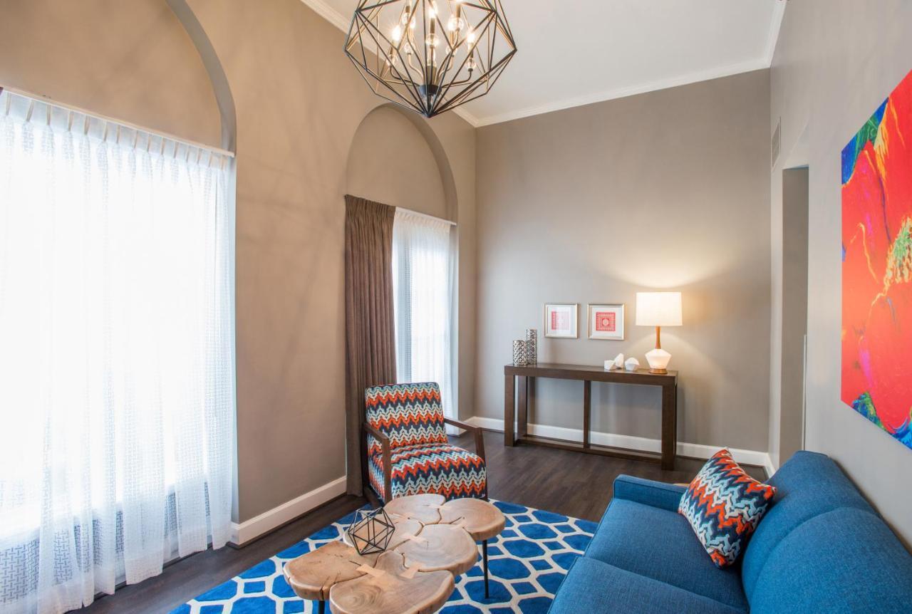Premier King Flat