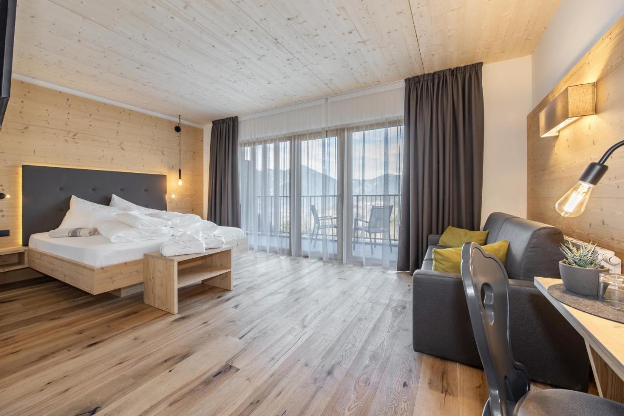 Deluxe Double Room Balcony