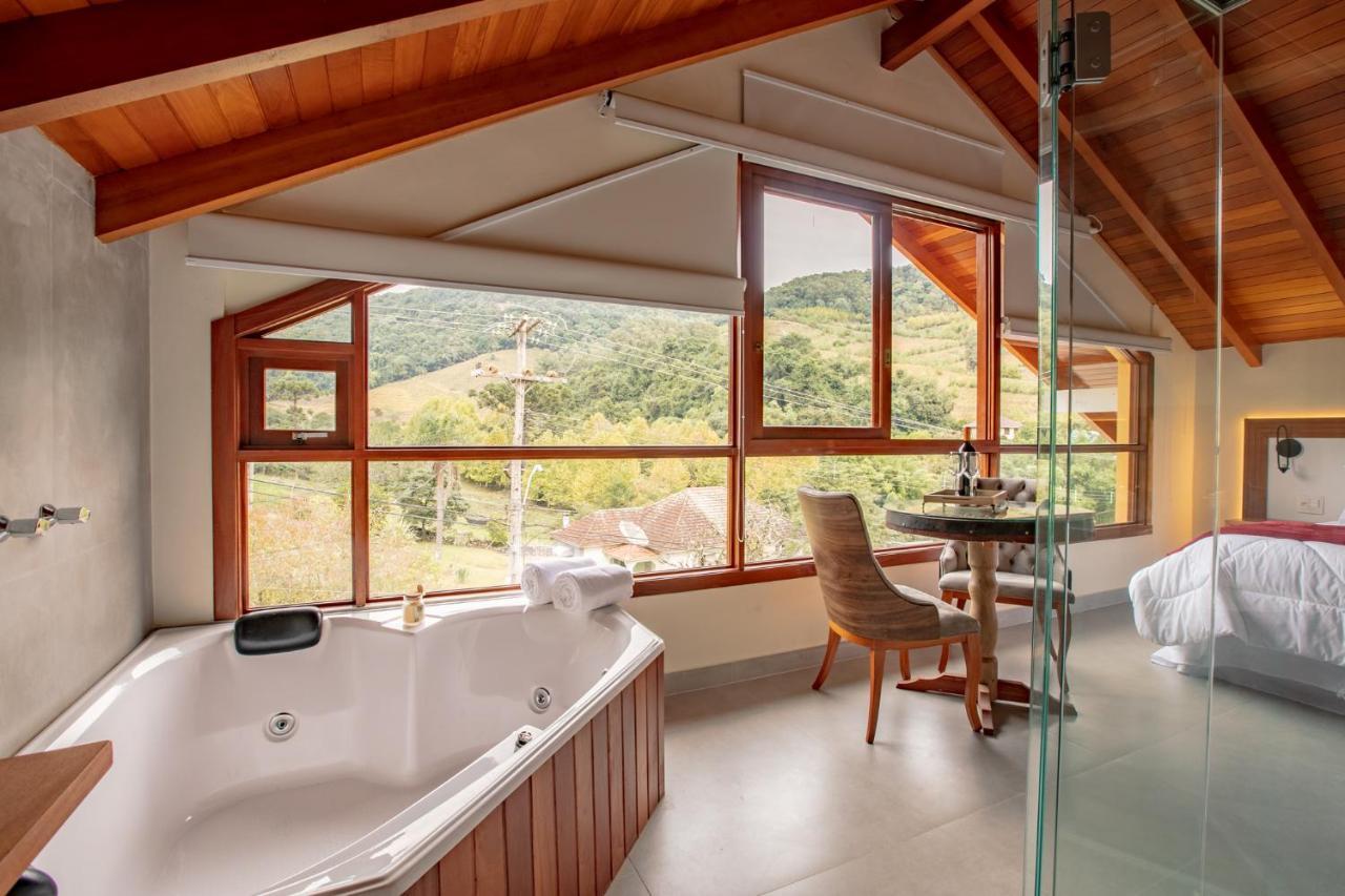 Suite Spa Bath