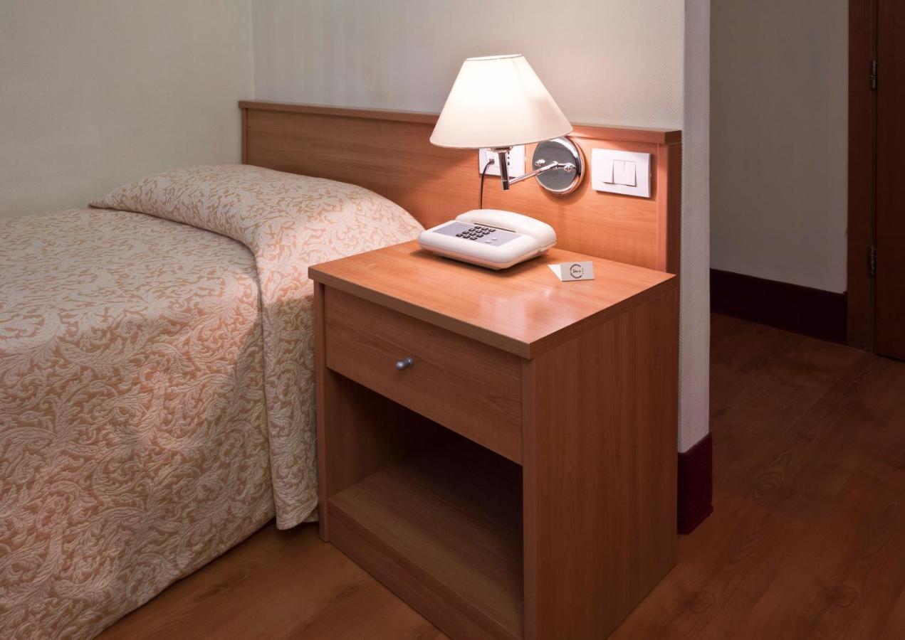 Economy Single Room
