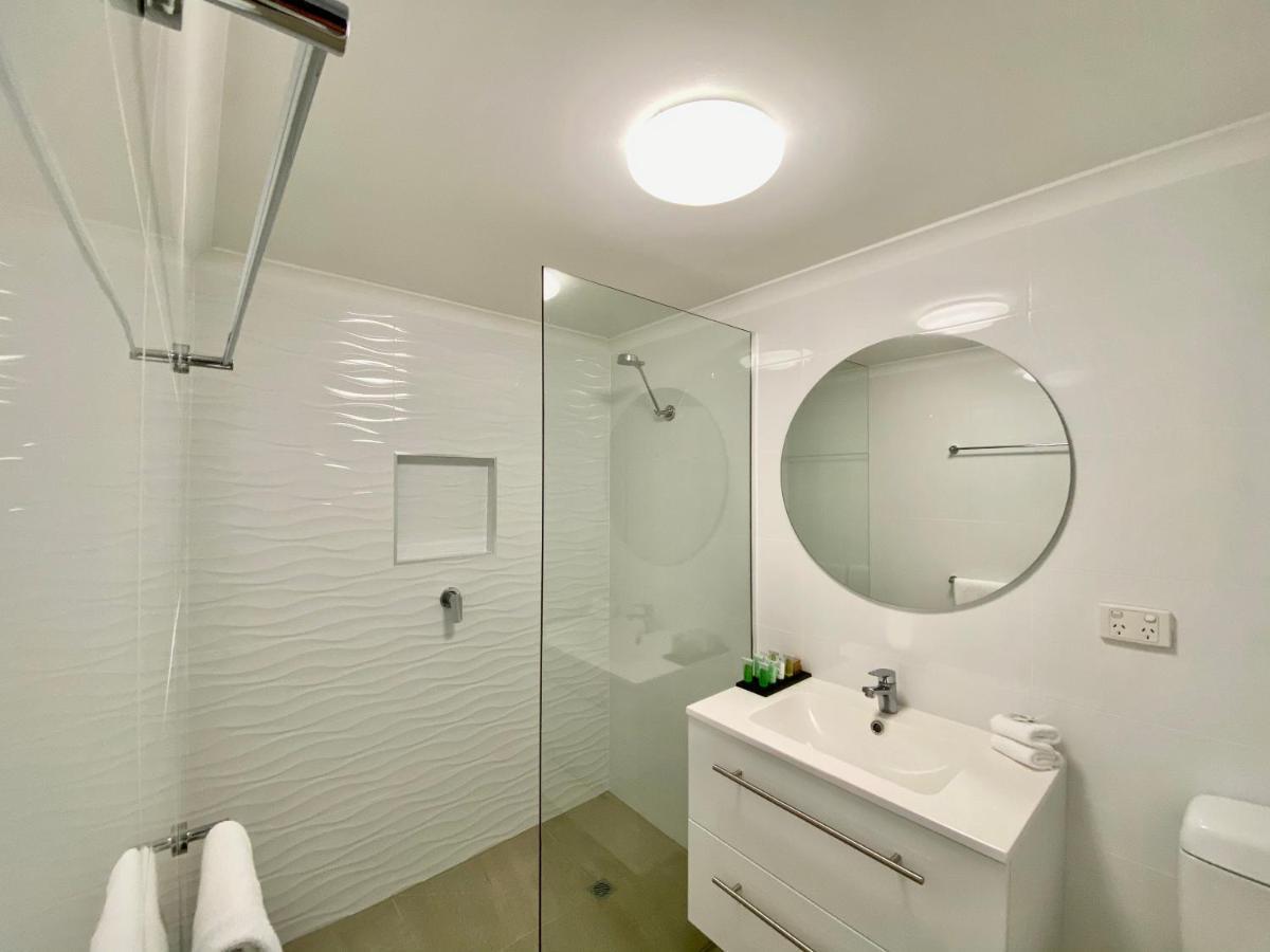 Premium One-Bedroom Apartment Garden View