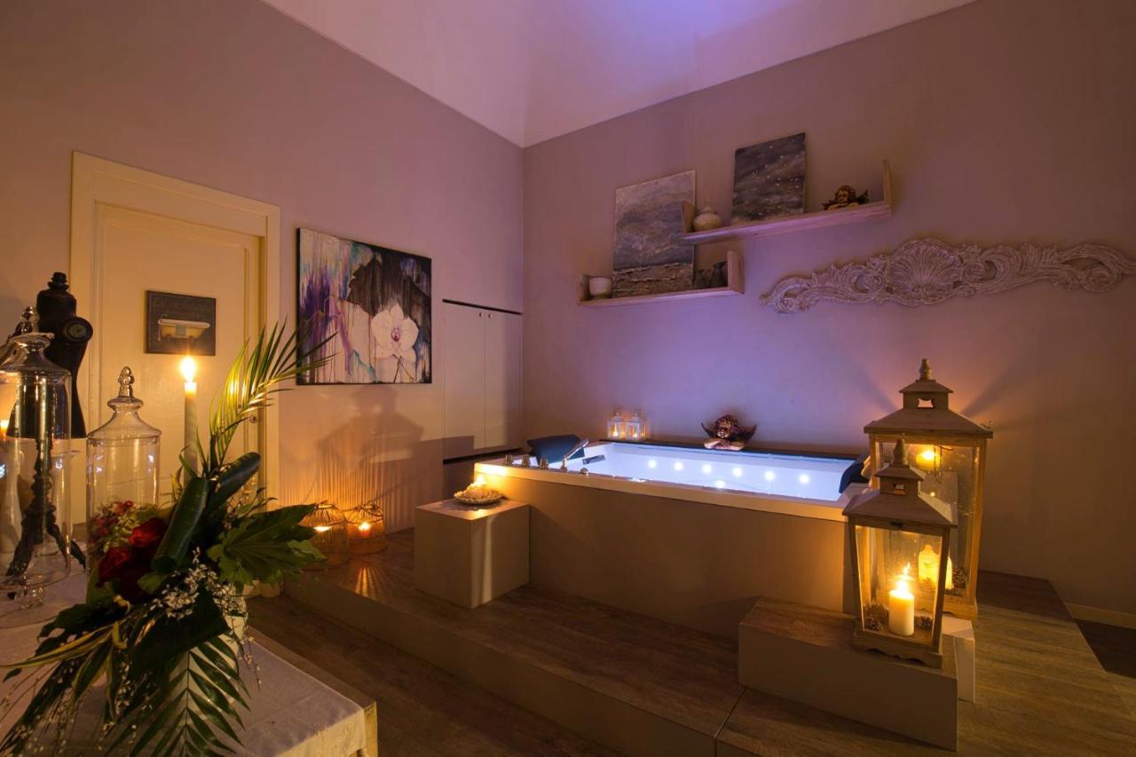 Deluxe Double Room Hot Tub,969734836:JPEG