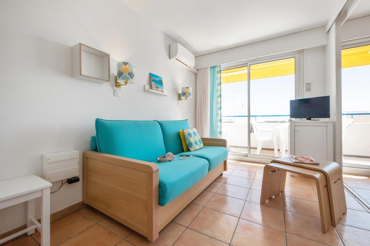 One-Bedroom Apartment Terrace