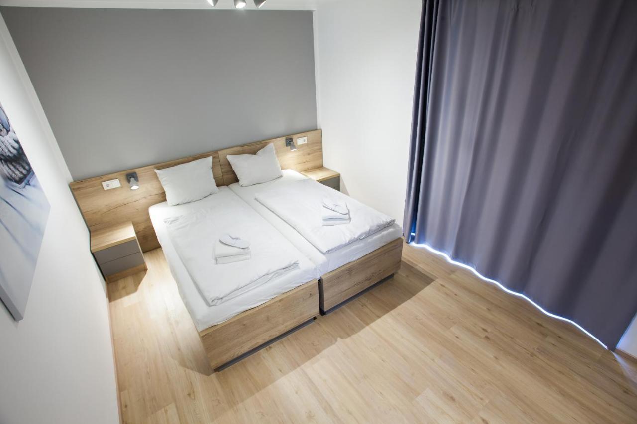 Two-Bedroom Apartment,968103412:JPEG
