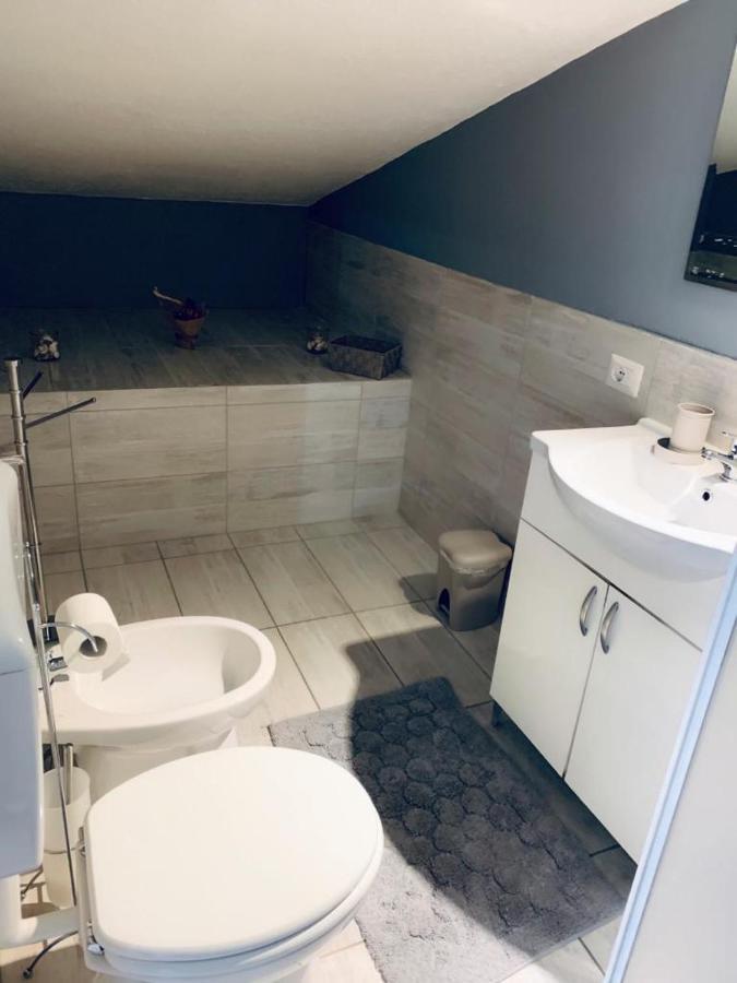 Triple Room Attic,968219203:JPEG