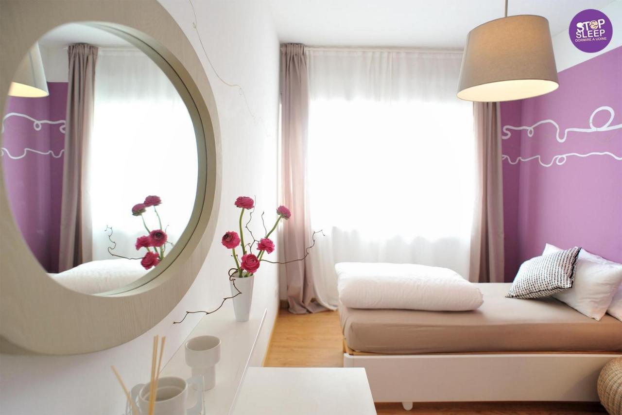 Double or Twin Room Private External Bathroom