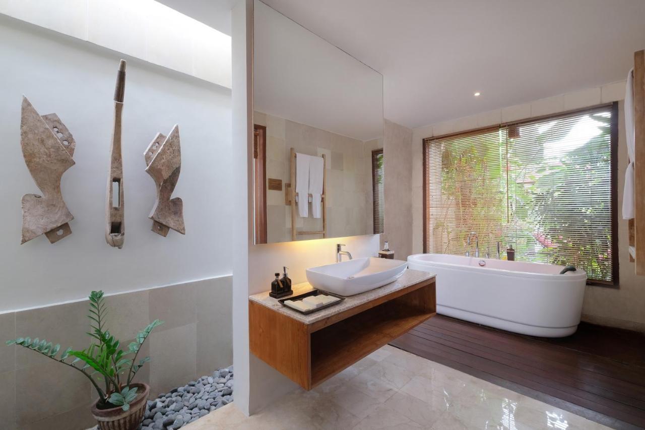 One-Bedroom Royal Pool Villa Rice Terrace View