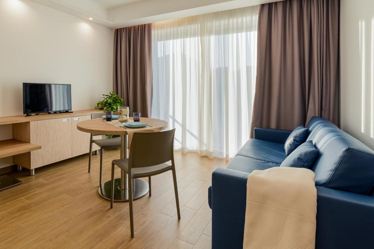 Superior Apartment
