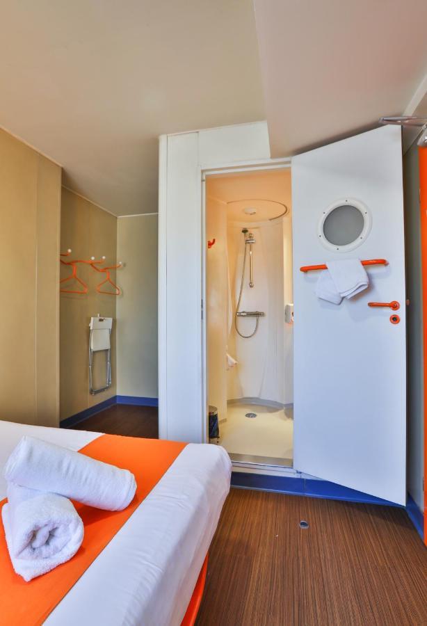 Standard Double Room,969446374:JPEG