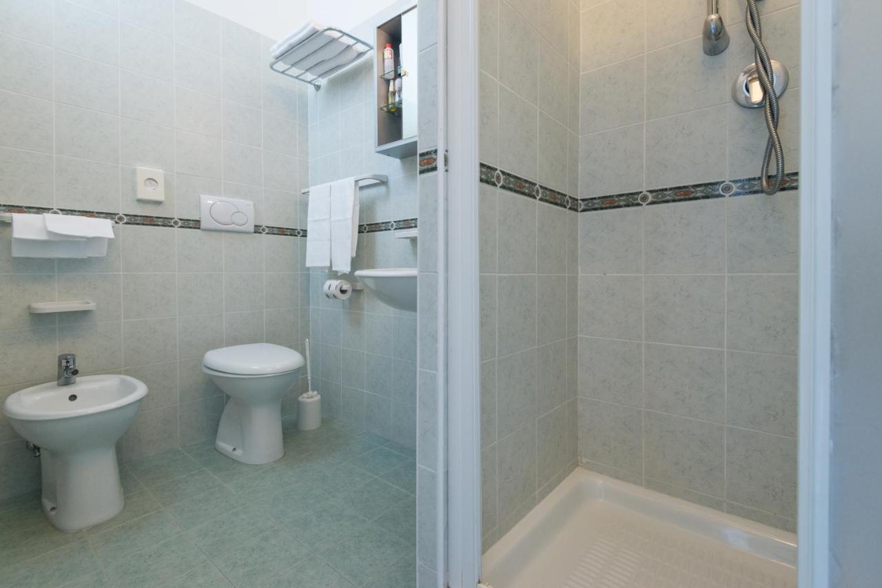 Double Room,969762574:JPEG