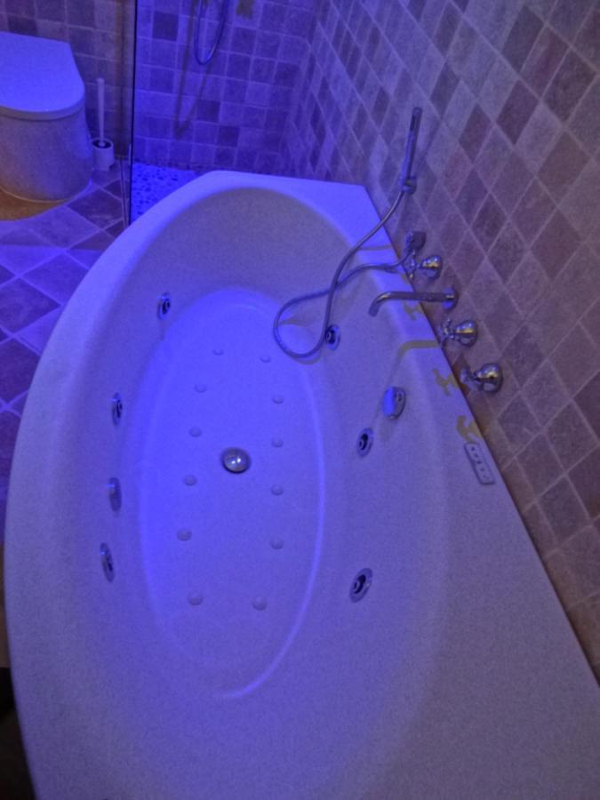 Superior Suite Spa Bath