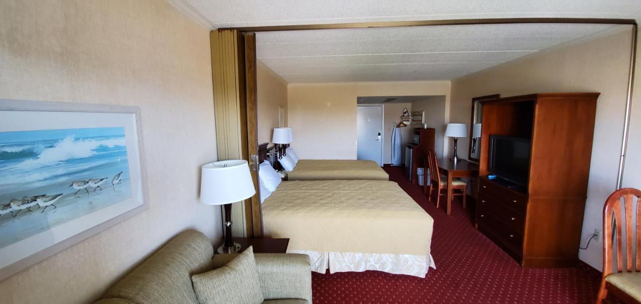 Queen Room Two Queen Beds