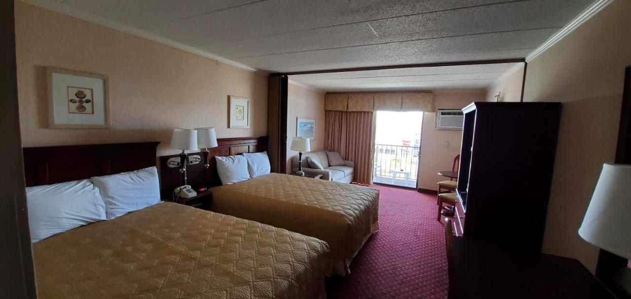 Queen Room Two Queen Beds