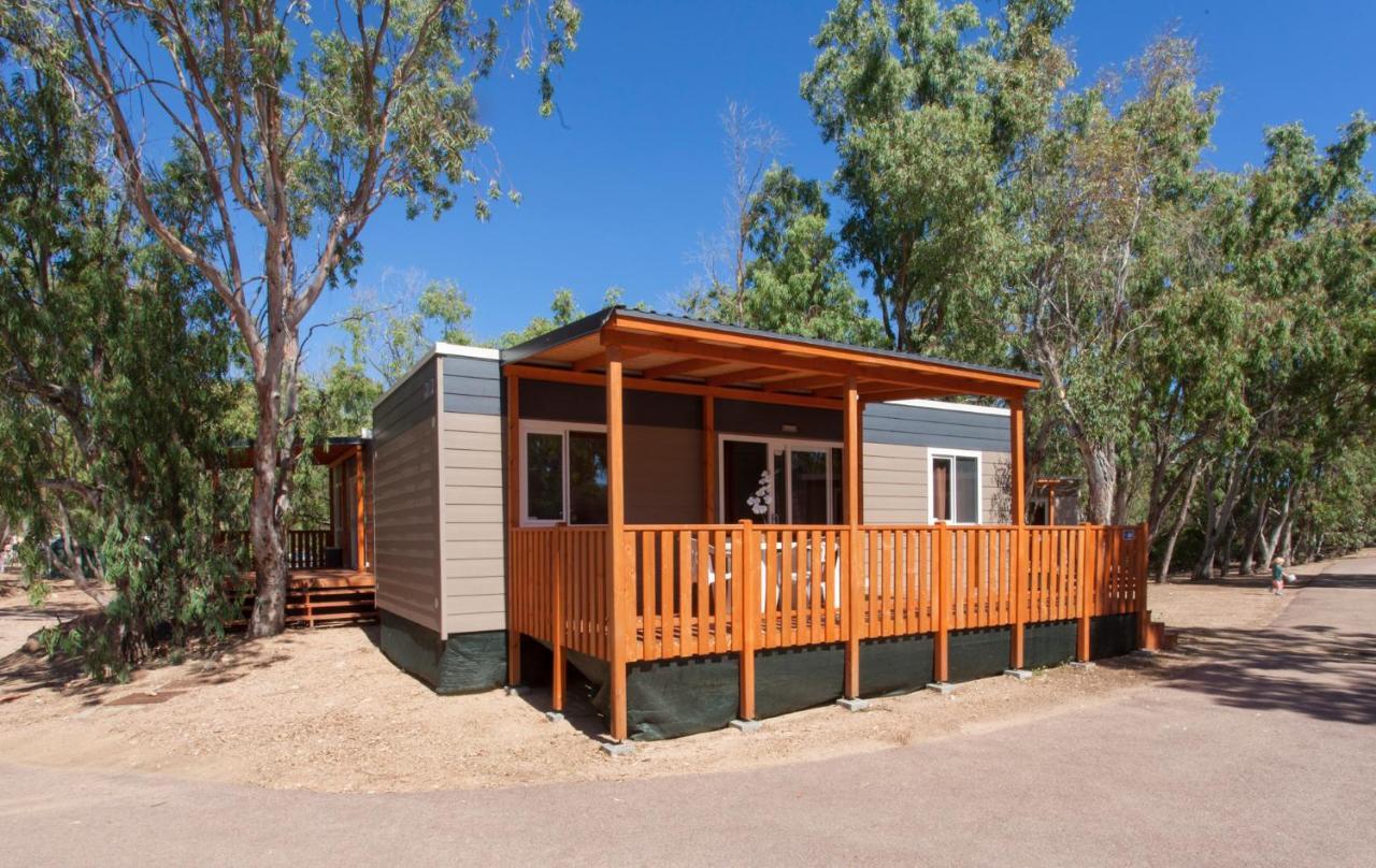 Three-Bedroom Mobile Home,944315113:JPEG