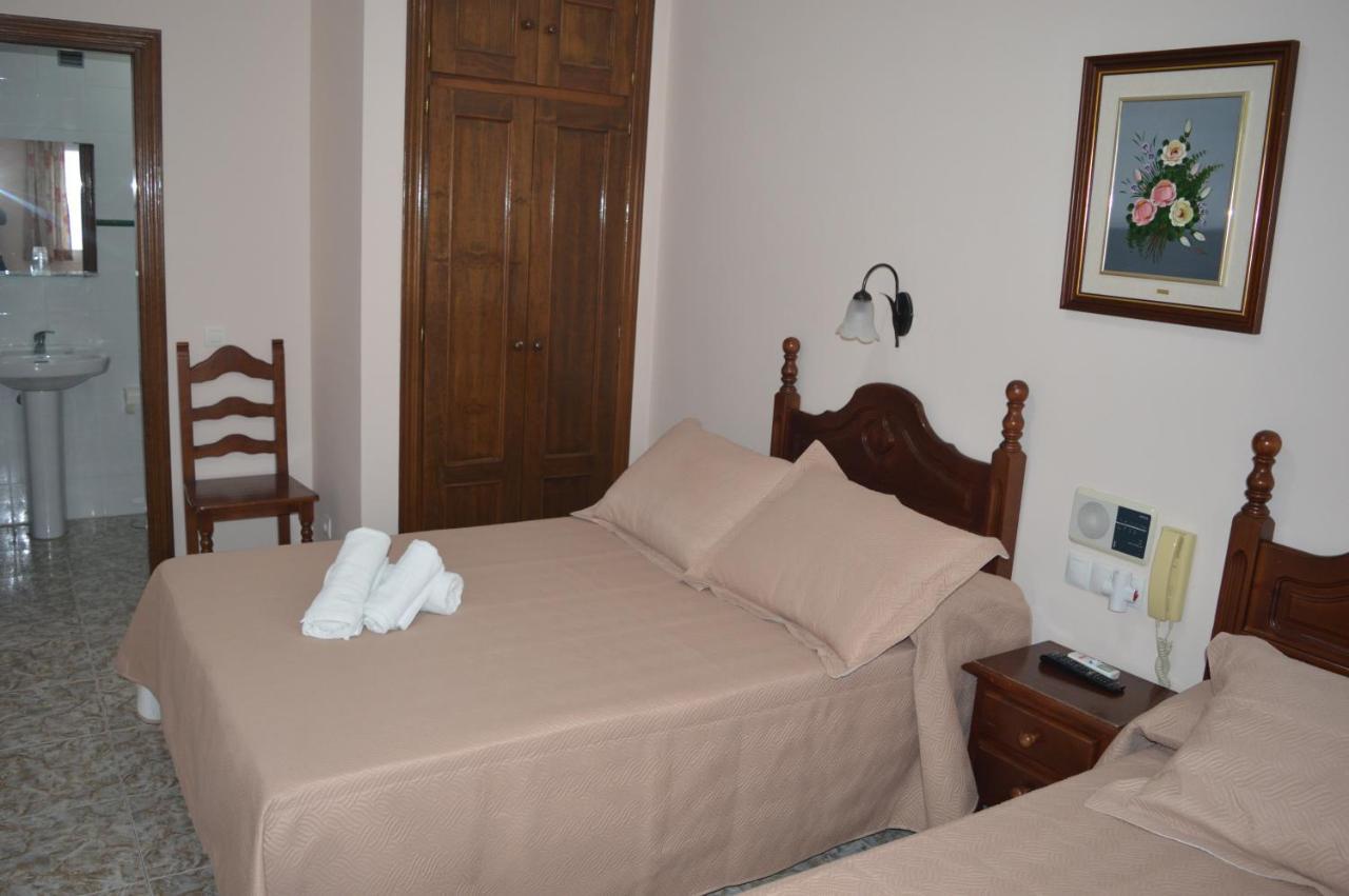 Triple Room,970479490:JPEG