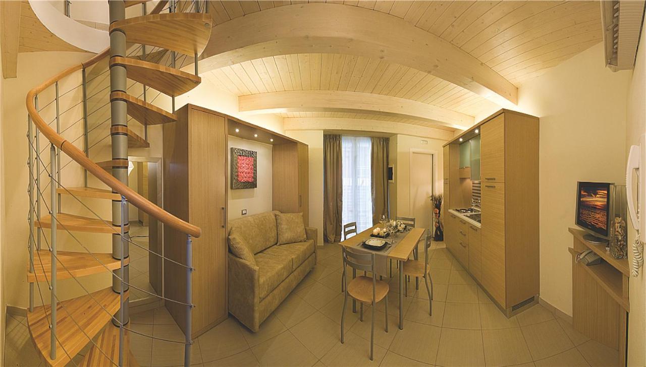 Executive Apartment,758174983:JPEG
