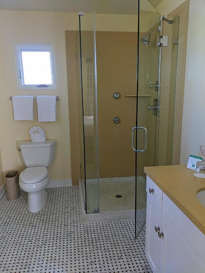 King Room Kitchenette Garden View