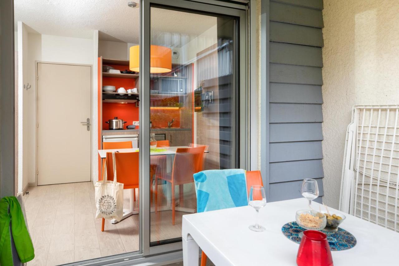 One-Bedroom Apartment,970883437:JPEG