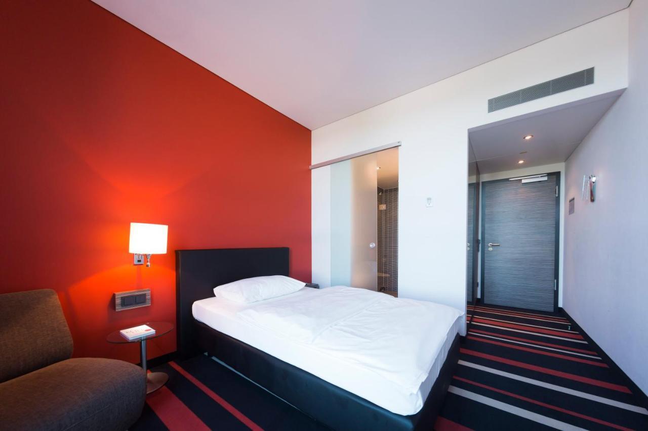 Classic Single Room