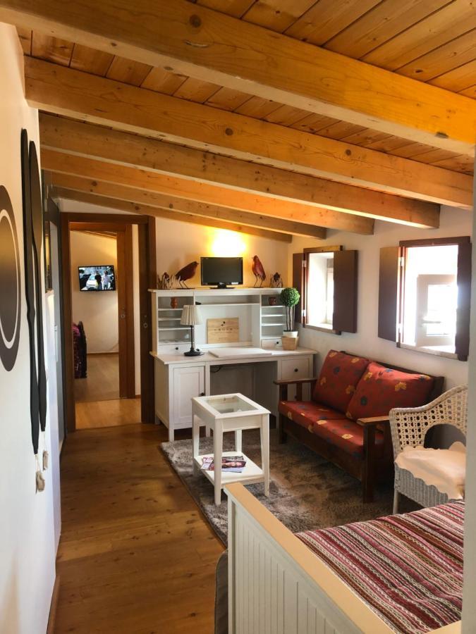 Studio with Mountain View,972008155:JPEG