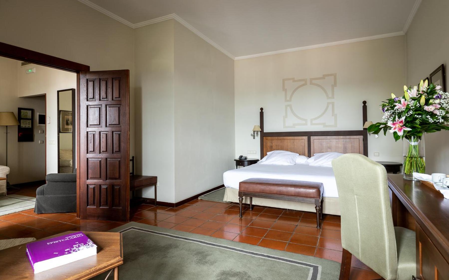 Junior Suite,1273139980:JPEG