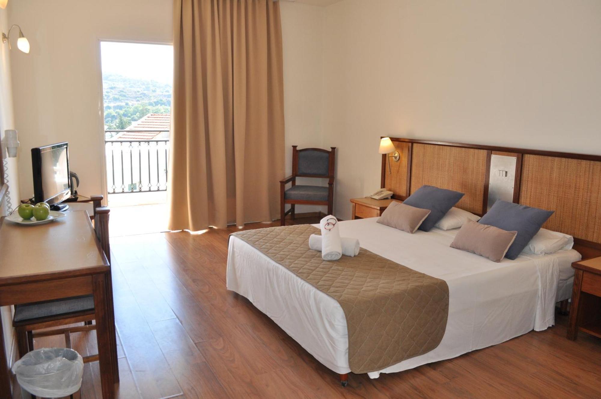 Double or Twin Room Garden View Pool View