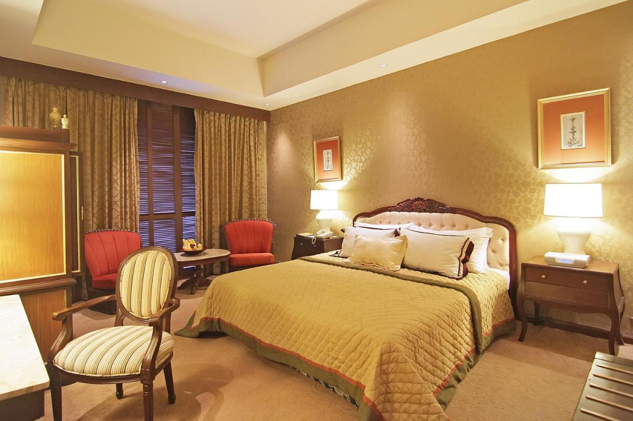 Luneta Suite