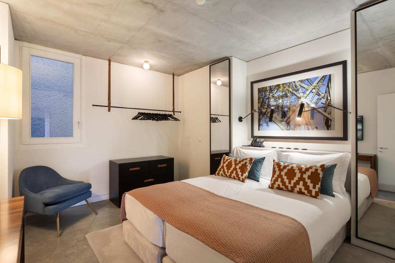 One-Bedroom Apartment,972306469:JPEG