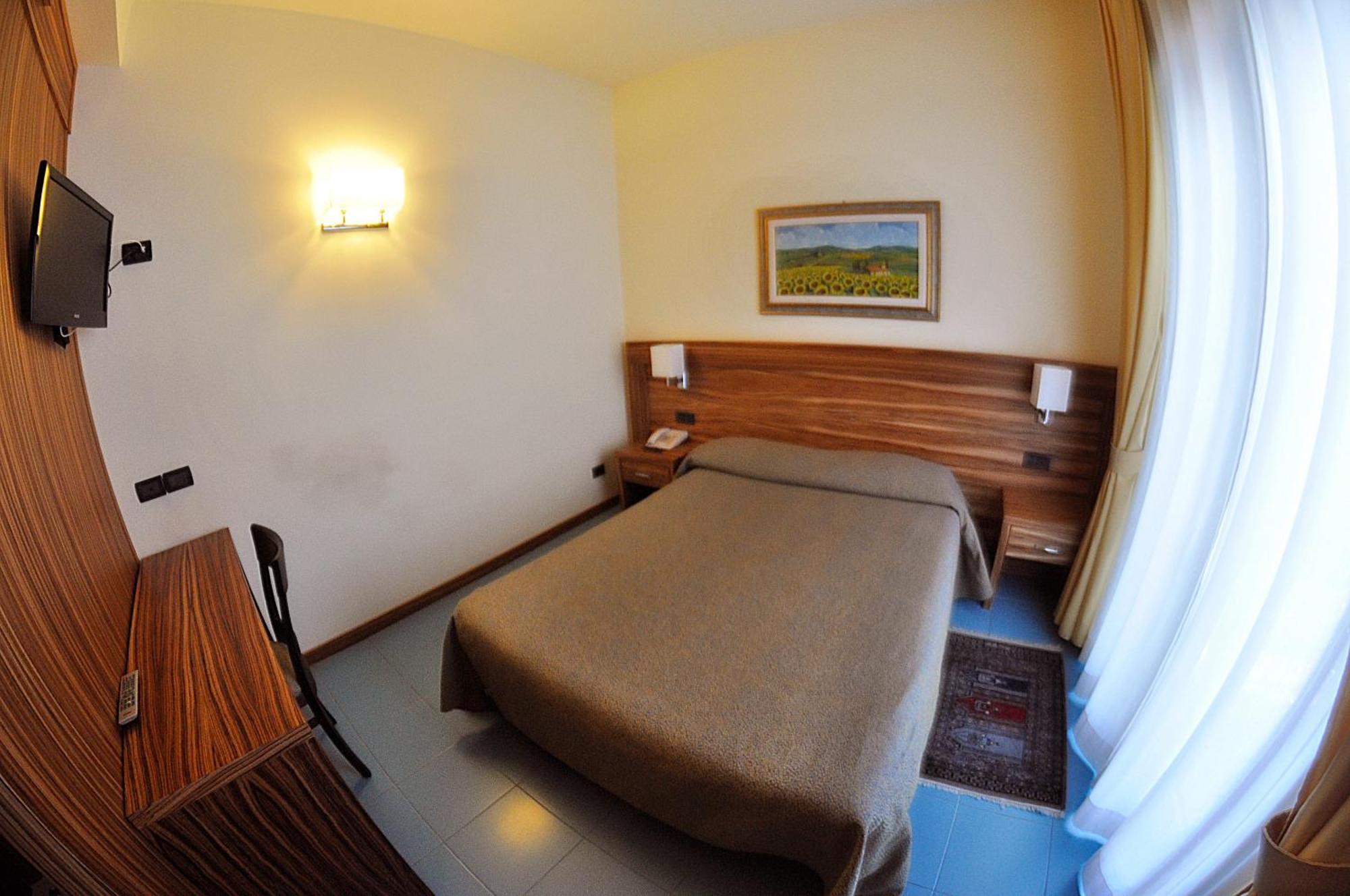 Standard Single Room,700930834:JPEG