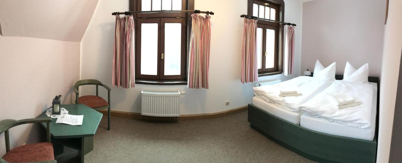 Double Room,978601921:JPEG
