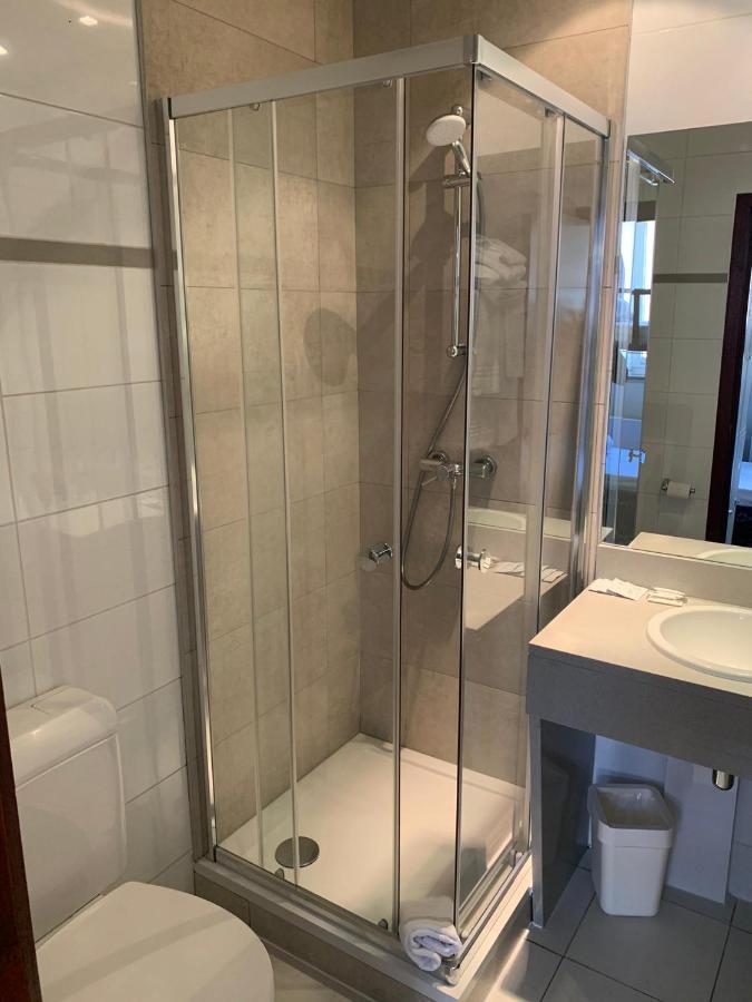 Bed 5-Bed Female Dorm Ensuite,972768406:JPEG