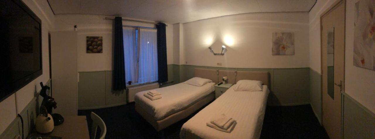 Double or Twin Room Bathroom