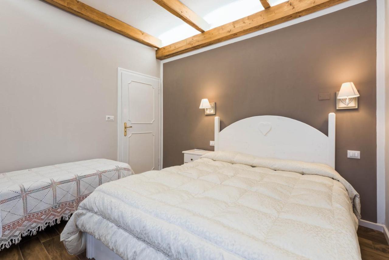 Standard Double Room,973903018:JPEG