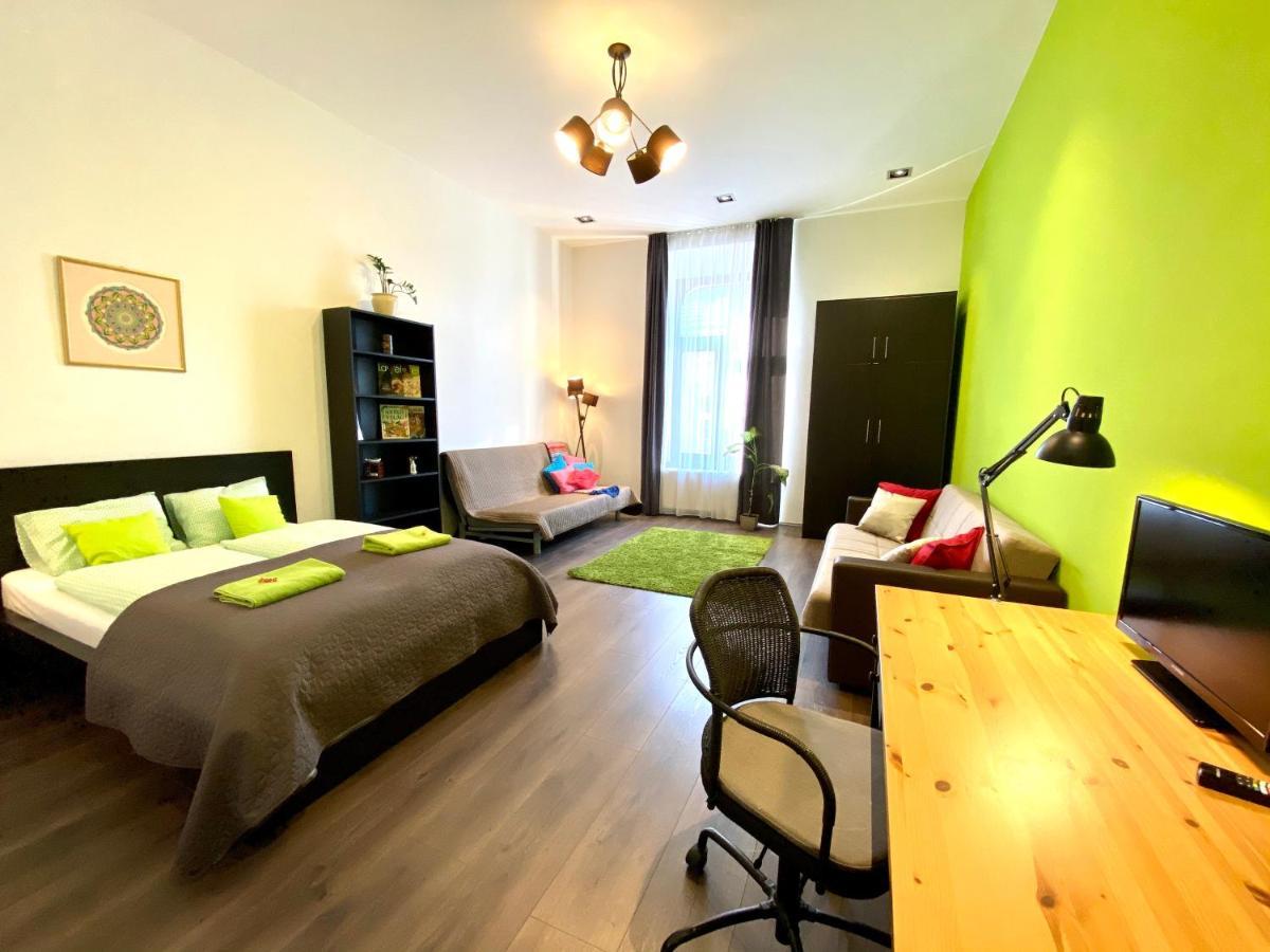 Superior Apartment