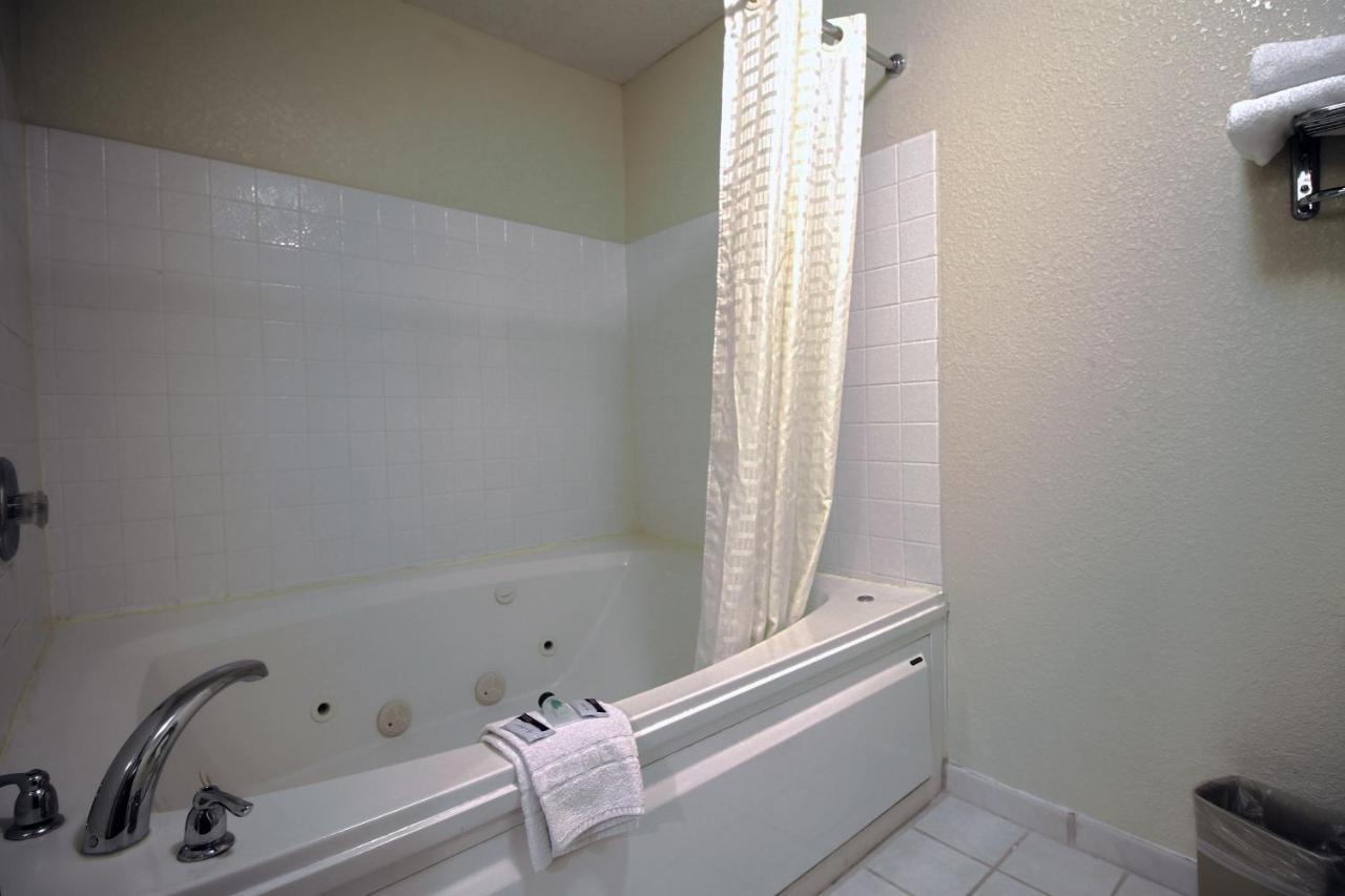 King Room Spa Bath Non-Smoking