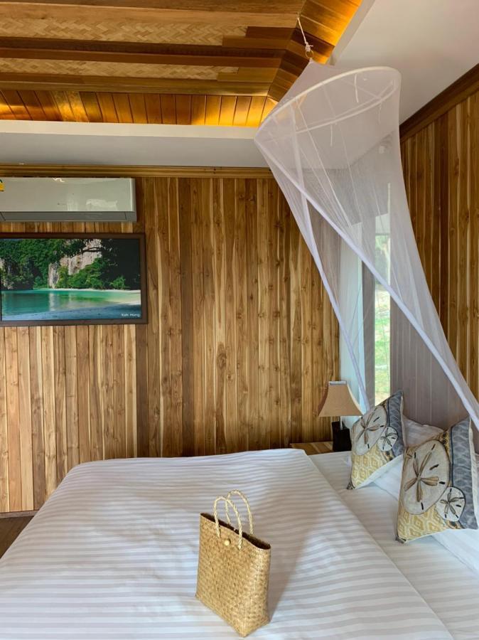 Deluxe Double Room Hill Top