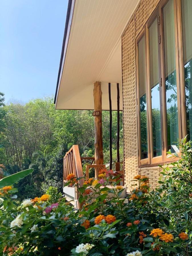 Deluxe Double Room Hill Top