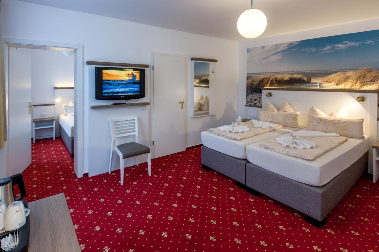 Triple Room,974635546:JPEG