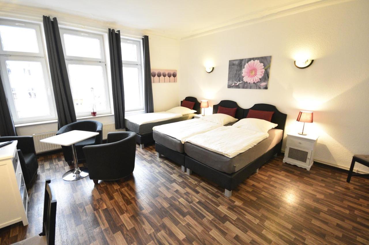 Triple Room,974697250:JPEG