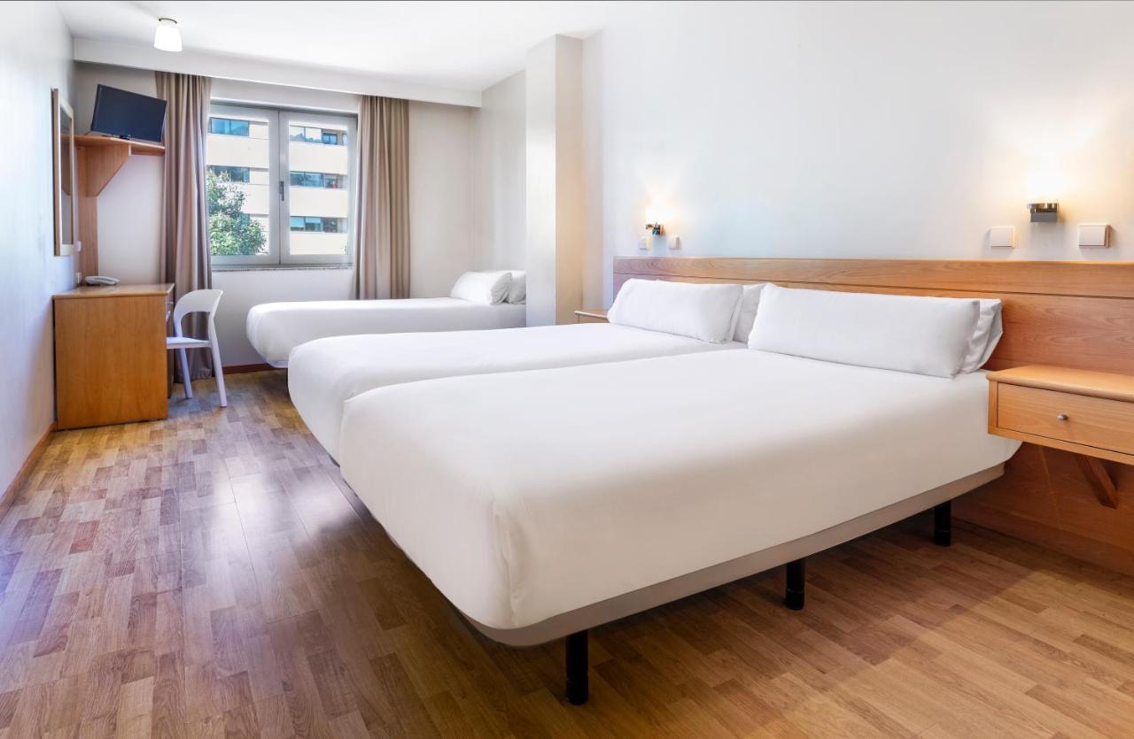 Triple Room,1592876041:JPEG