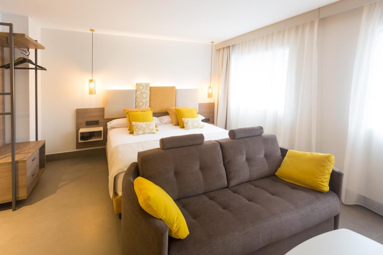 Superior Double Room,975506257:JPEG