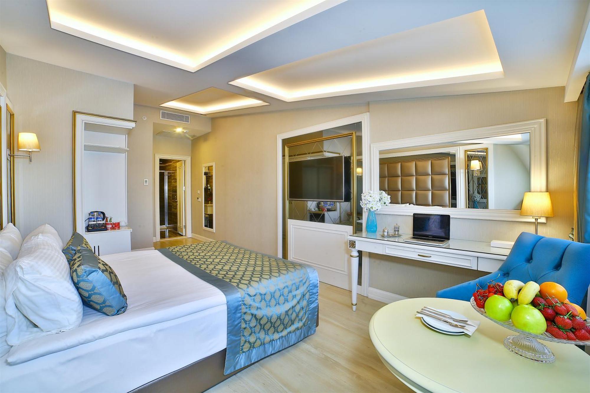 King Double Room City View